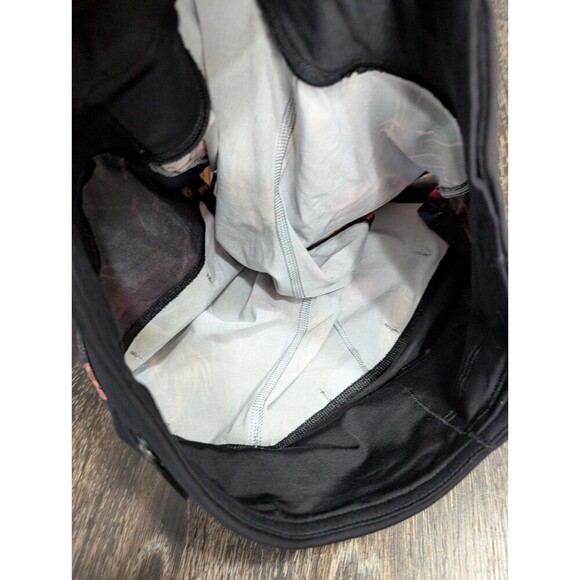 lululemon pace rival mid rise Shorts veiled floral black multi Sz 2 175 - Picture 4 of 7